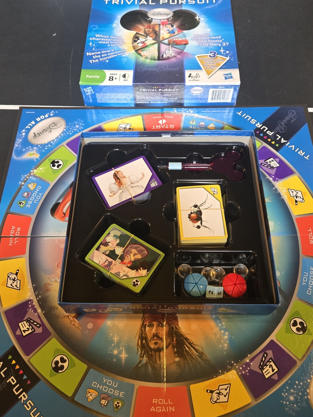 Trivial Pursuit Disney For All Family Board Game Hasbro 1000+ Questions Complete - Picture 4 of 4